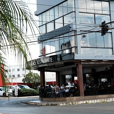 Galatas Central Hotel Patos de Minas Dış mekan fotoğraf