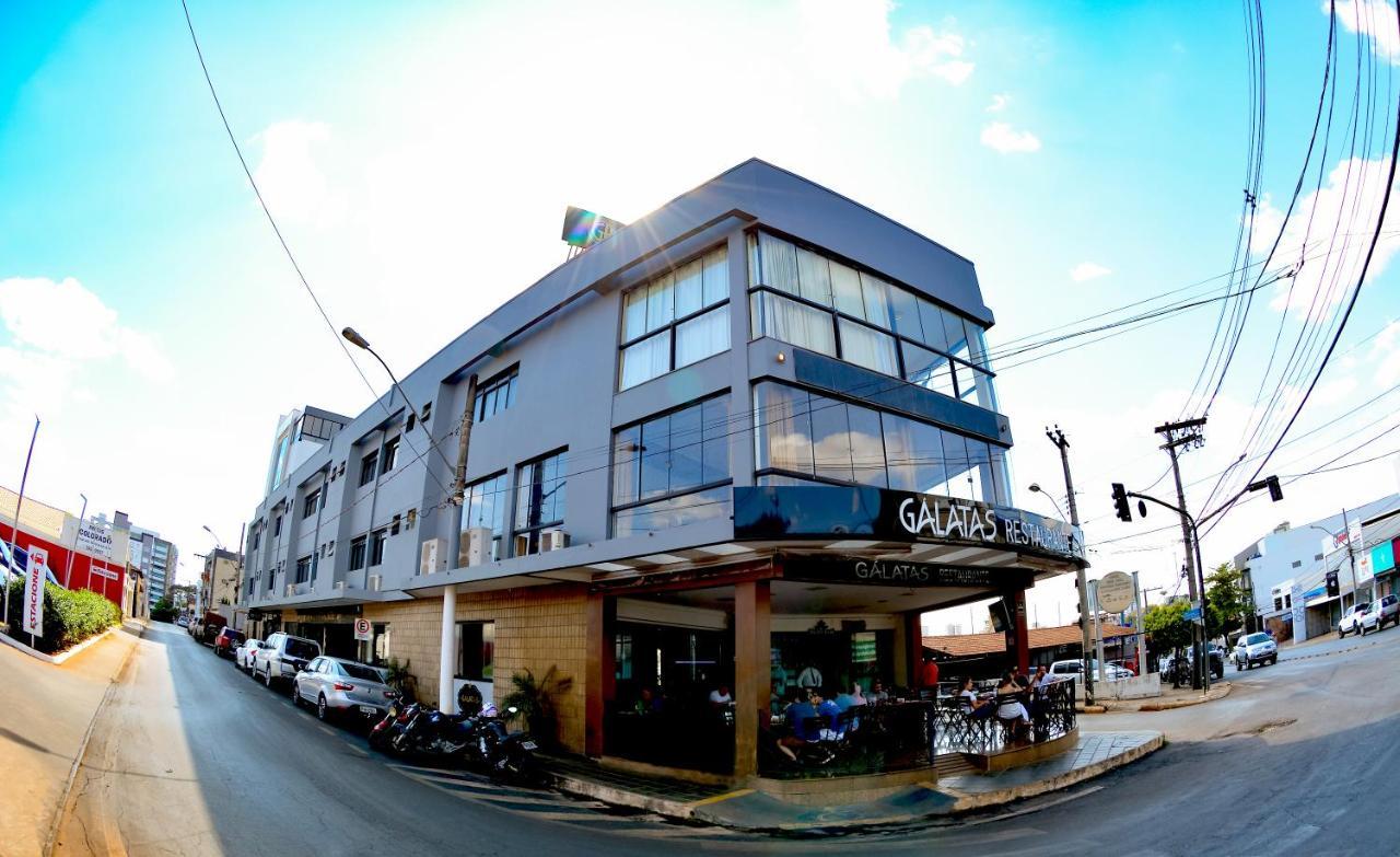 Galatas Central Hotel Patos de Minas Dış mekan fotoğraf