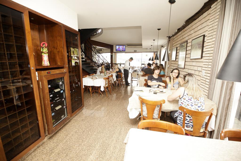 Galatas Central Hotel Patos de Minas Dış mekan fotoğraf
