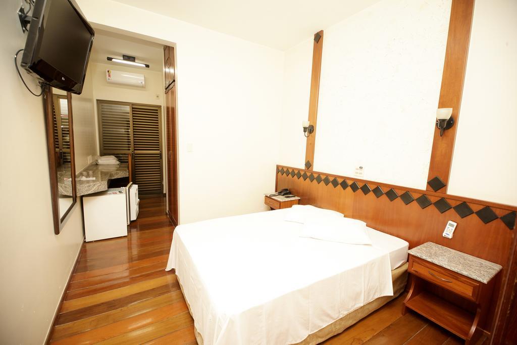 Galatas Central Hotel Patos de Minas Dış mekan fotoğraf
