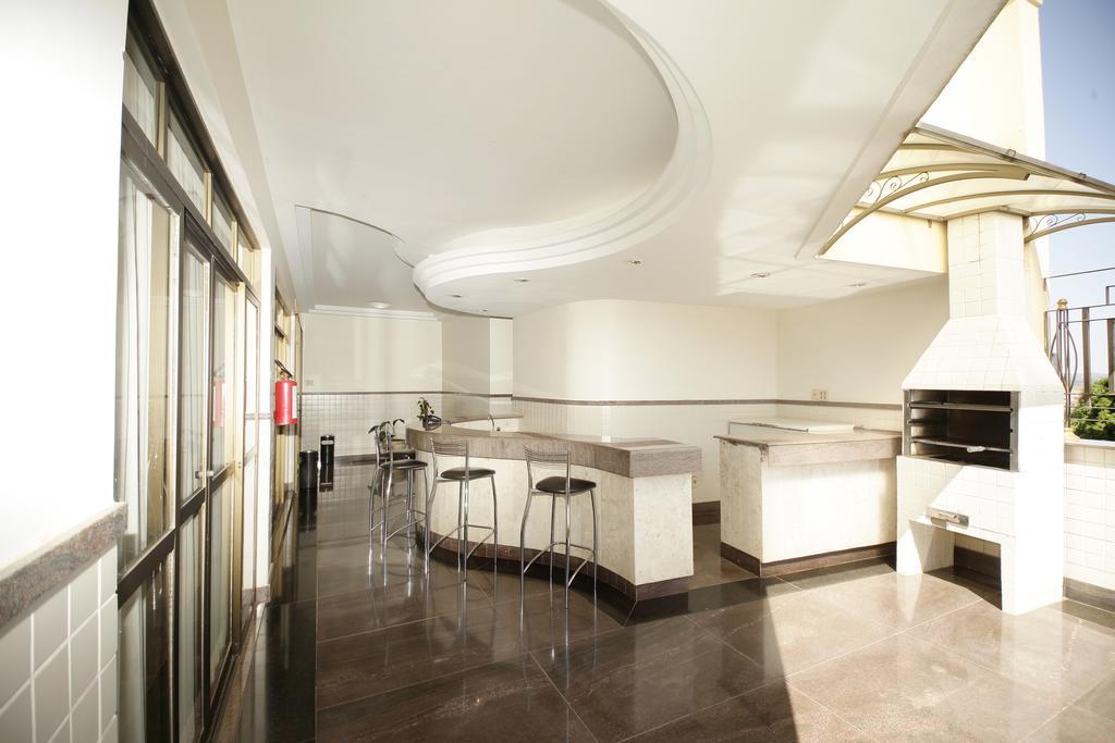 Galatas Central Hotel Patos de Minas Dış mekan fotoğraf