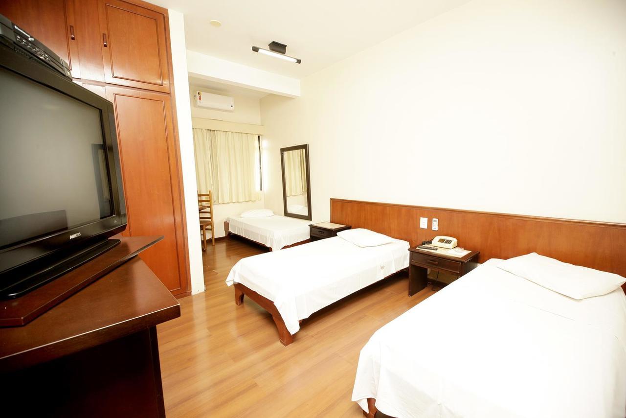 Galatas Central Hotel Patos de Minas Dış mekan fotoğraf